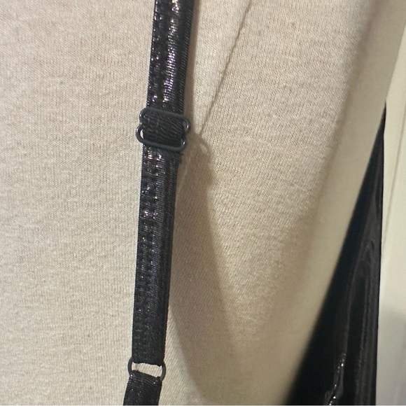 Liquid Shine Swing Cami TORRID nwt - Picture 6 of 6